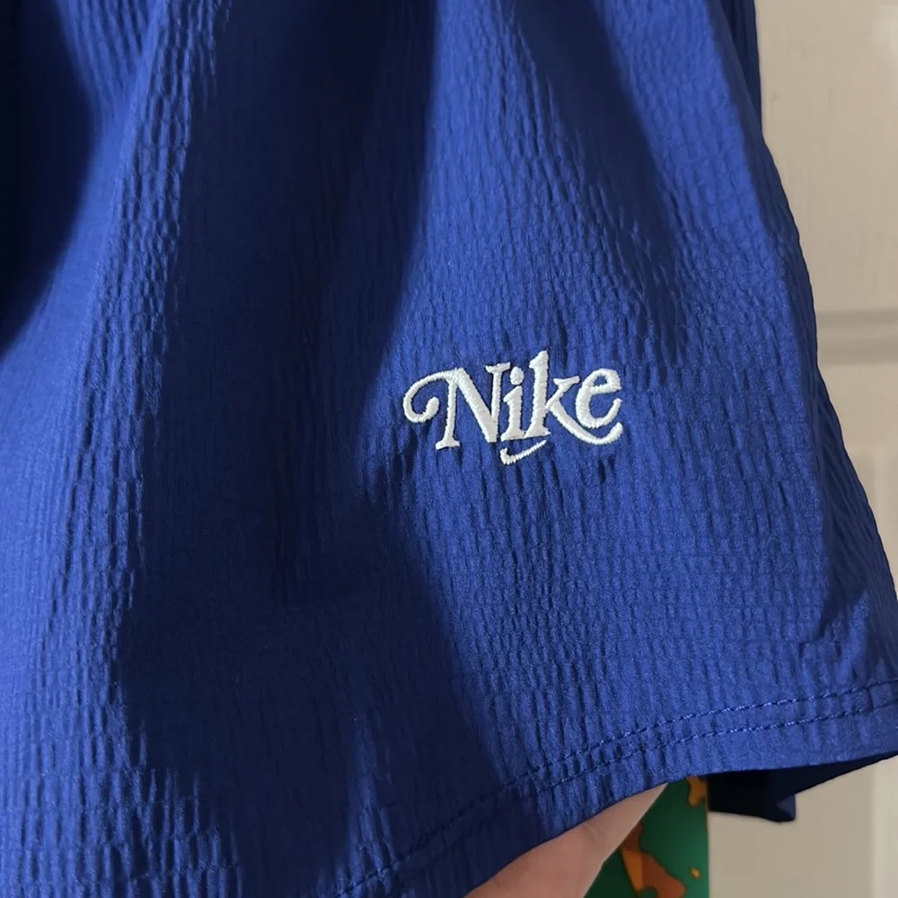 Nike 2-in-1 Woven Running Shorts: BLUE/GREEN: NEW WITH TAGS: SIZE LARGE